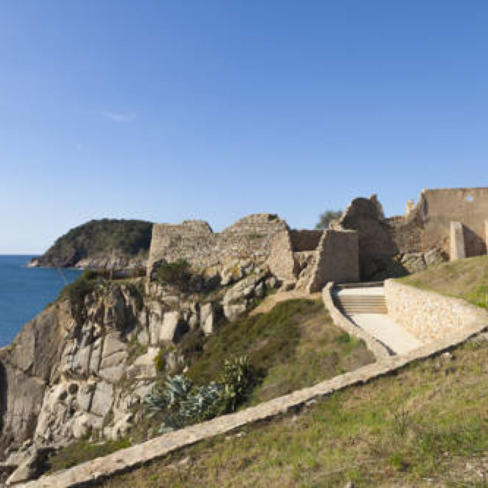 Visita guiada al castillo de Sant Esteve de Mar